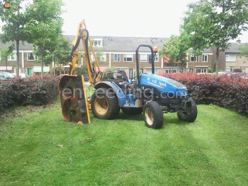 New Holland TCE55