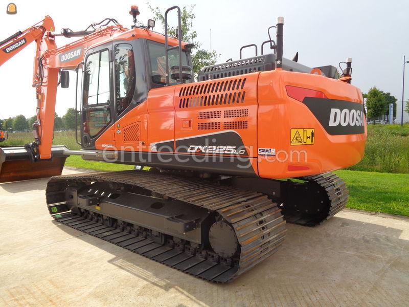 Doosan DX225LC-5